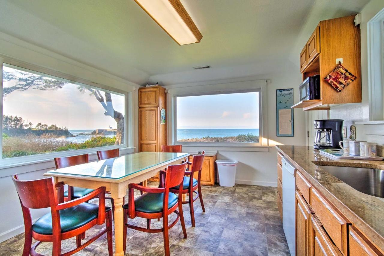Cliffside Lighthouse Beach Home With Ocean View Coos Bay Eksteriør billede