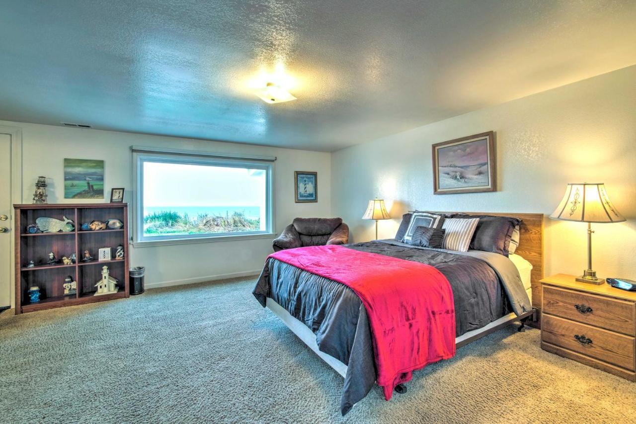 Cliffside Lighthouse Beach Home With Ocean View Coos Bay Eksteriør billede