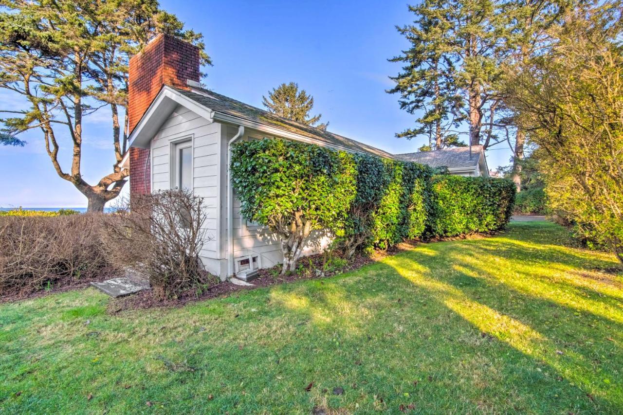 Cliffside Lighthouse Beach Home With Ocean View Coos Bay Eksteriør billede